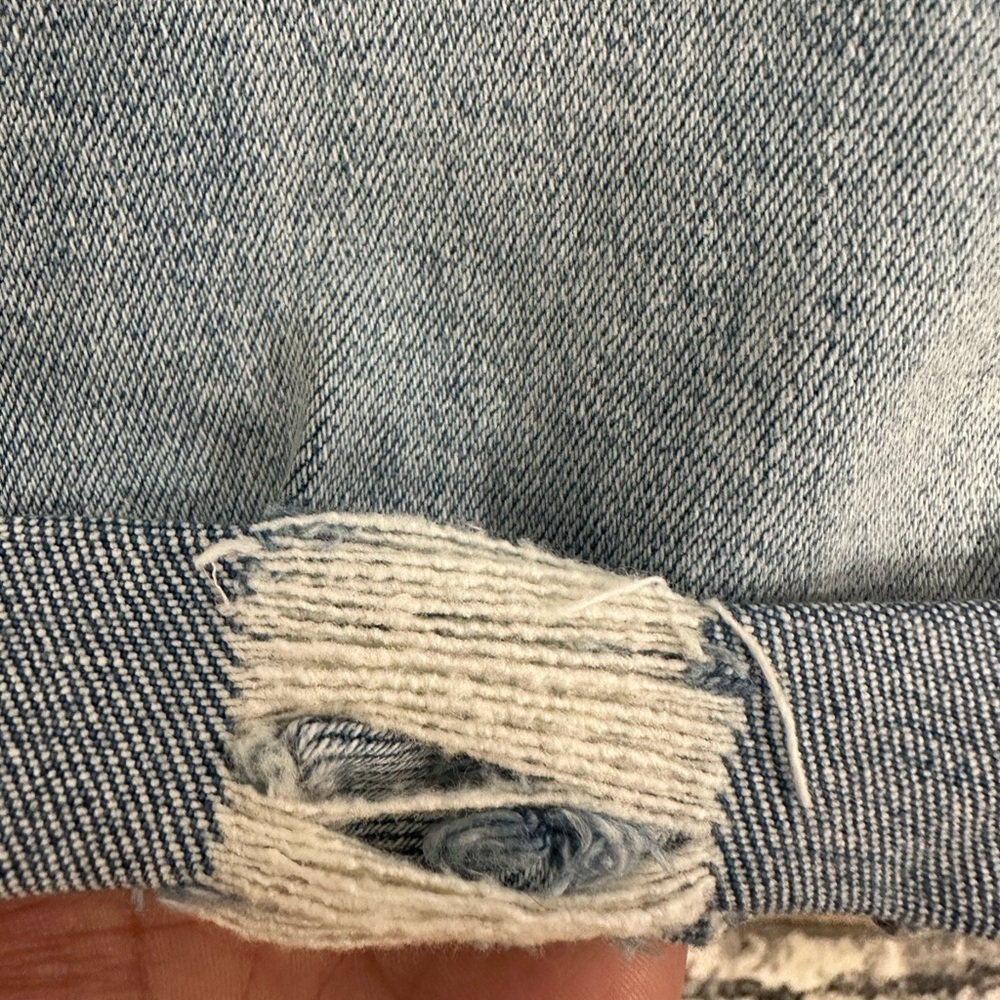 Vervet Distressed Jeans NWT - Picture 10 of 12